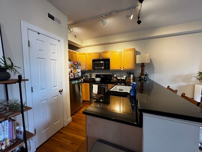 Photo - 215 N 19th St Unit 32