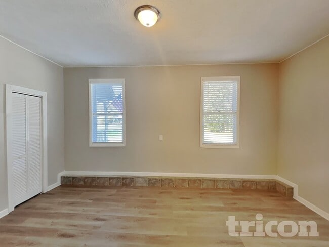 Photo - 1918 Cross Creek Dr