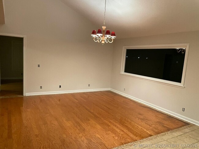 232 Maplecrest Cir