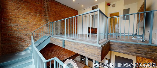 Photo - 1028a Commonwealth Ave Unit 101