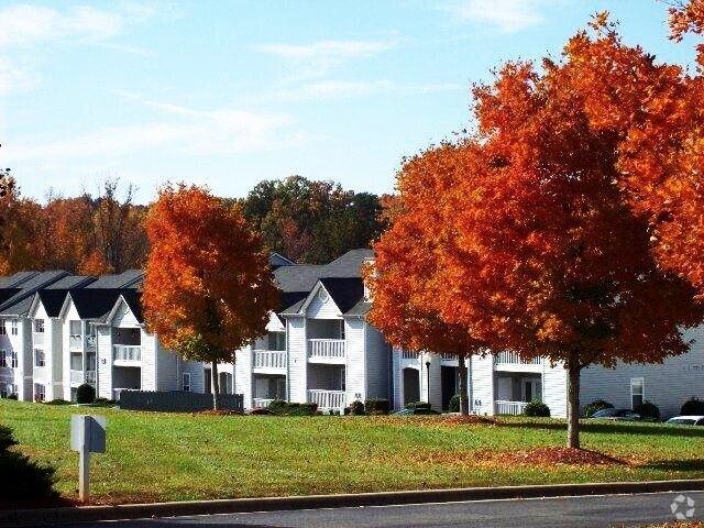 Building Photo - Brentwood Chase Apartments