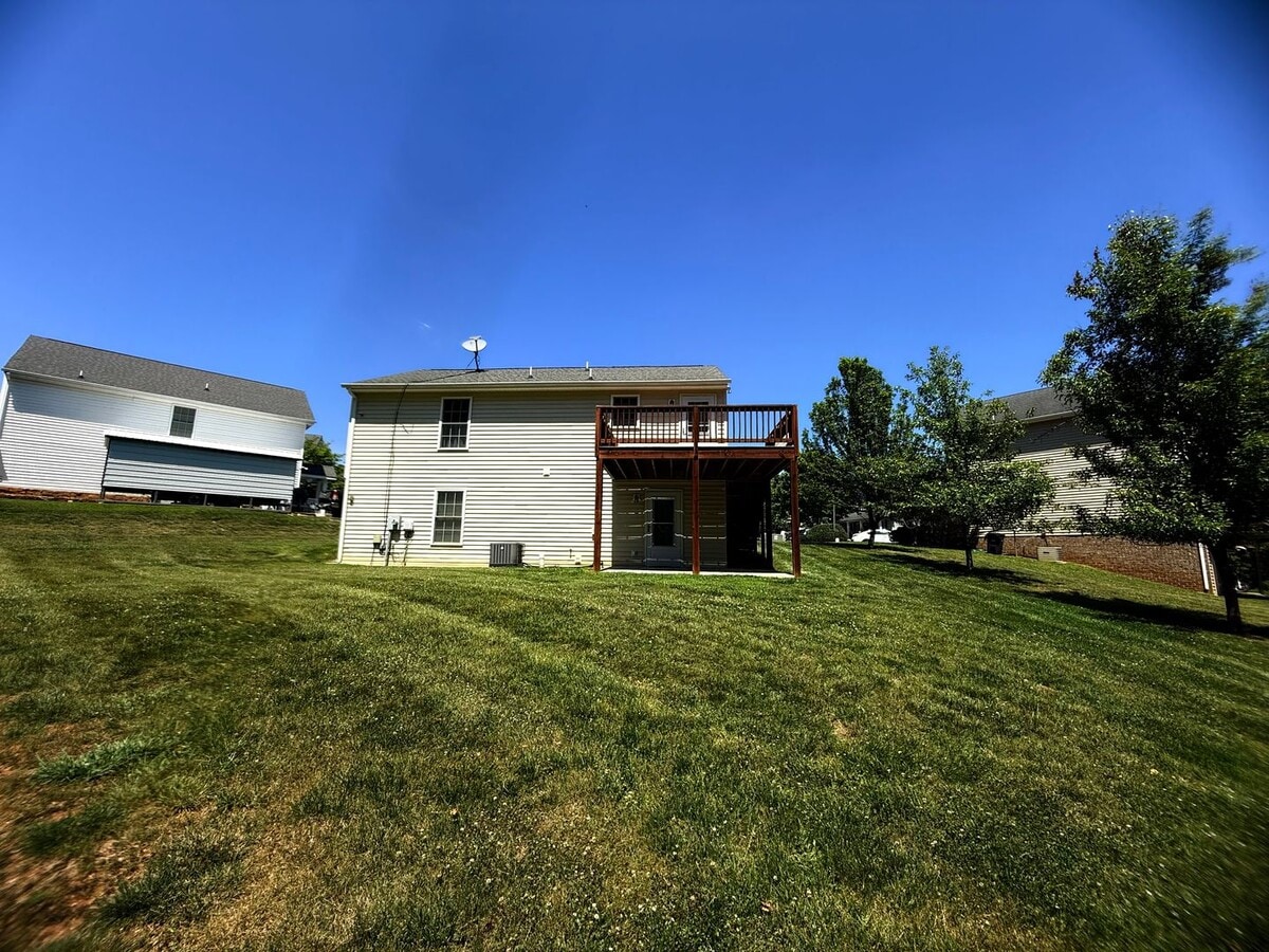 Photo - Split Foyer in New Towne Neighborhood