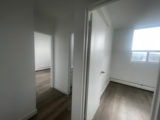 Photo - 2 Bed - Family Building by mountain Unit 604