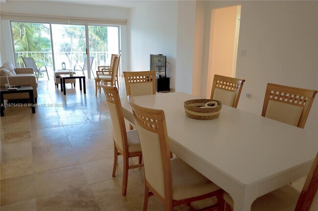 Photo - 500 Bayview Dr Unidad 230