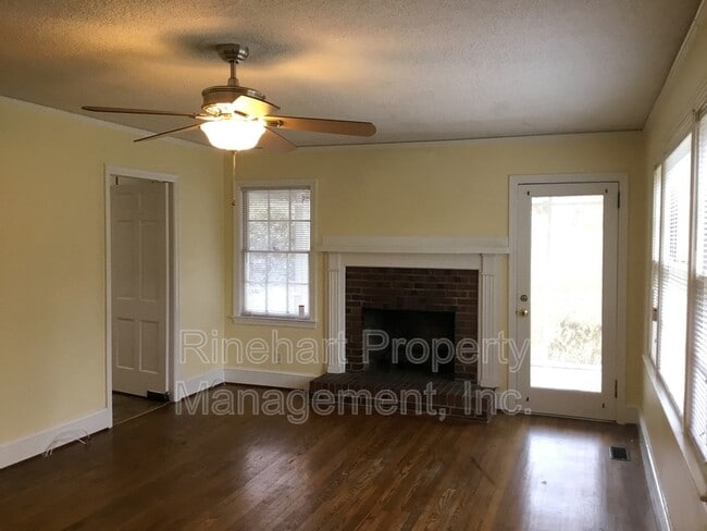 Photo - 3016 Hilton Rd