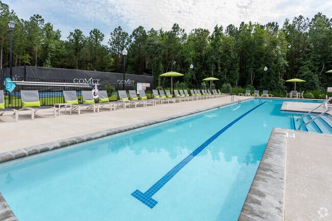 Piscina - Comet West New Bern