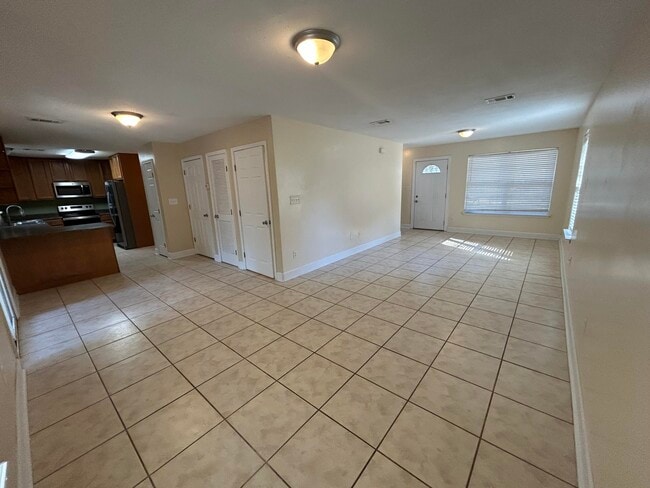 Photo - 70 Cypress Ln