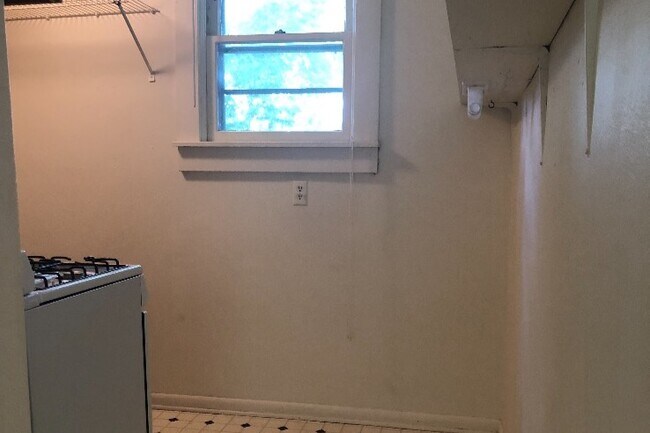 Photo - 1224 Vilas Ave Unidad 2