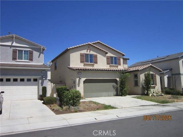 6101 Mariposa Dr