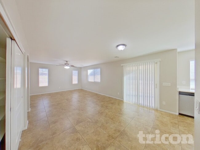 Photo - 21201 N Conlon Rd