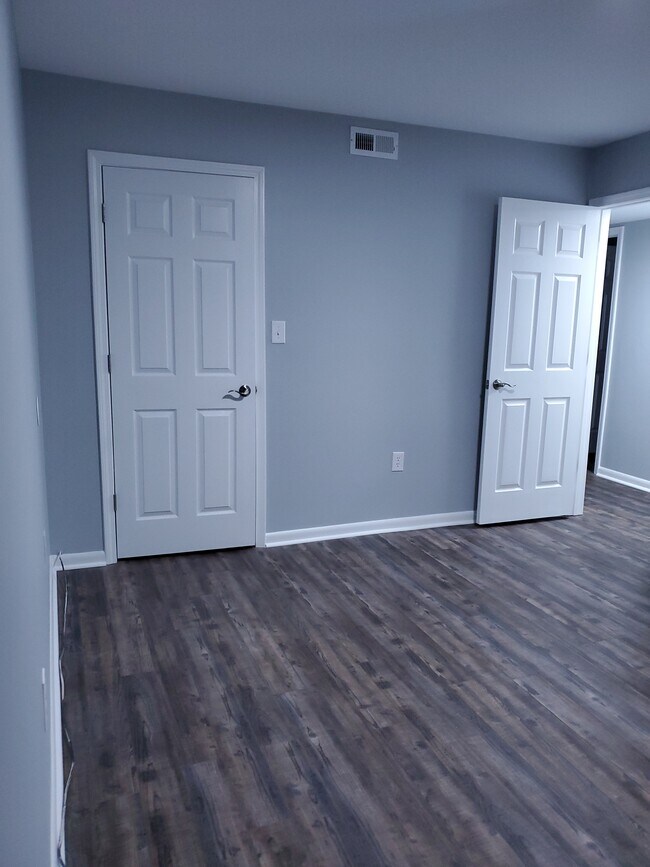 3309 Bridges St Condo Unit 13 Condo for Rent in Morehead City, NC