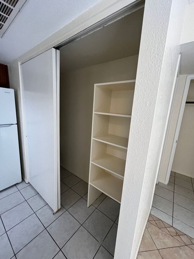 Photo - 1201 S McClintock Dr