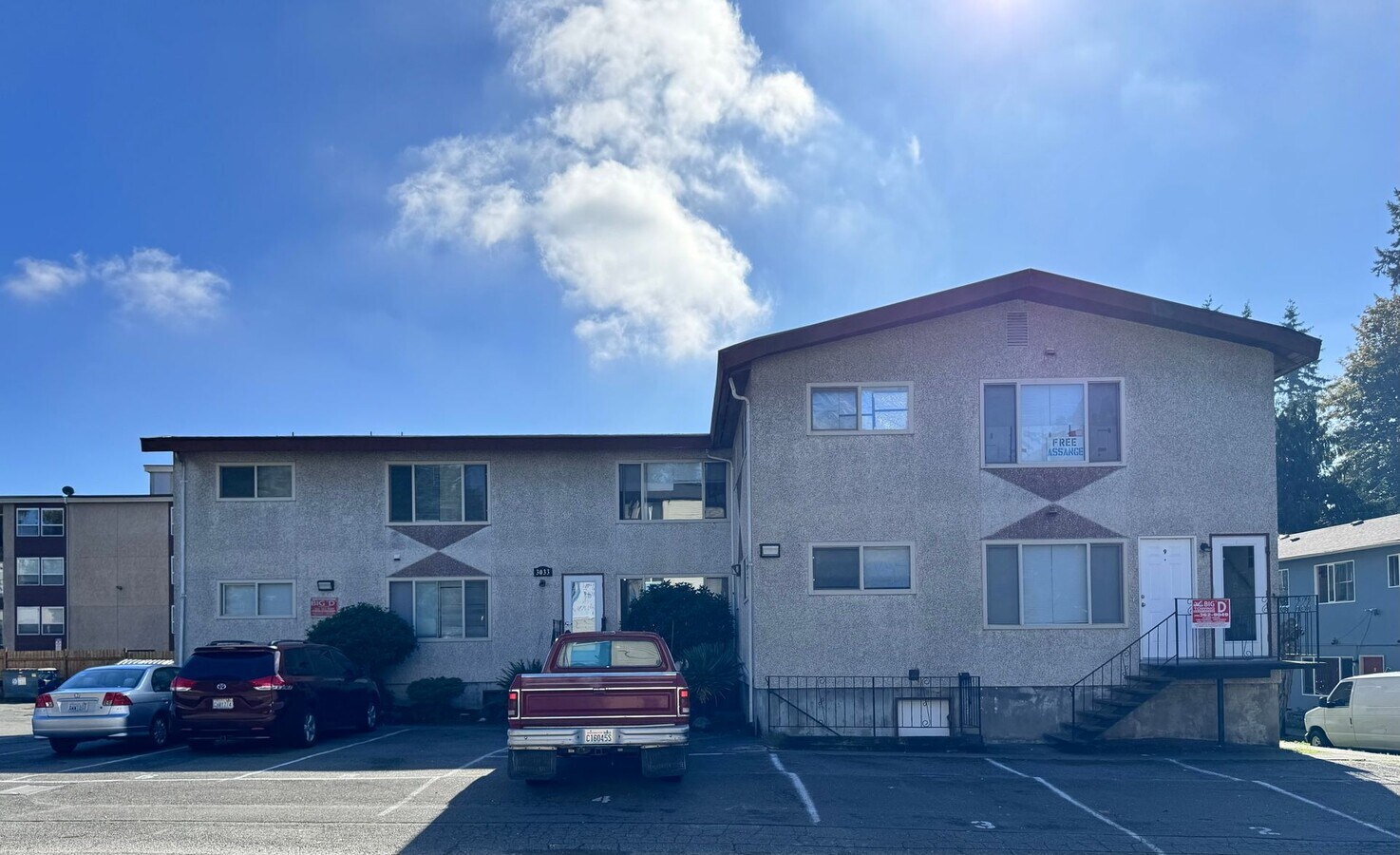 Lake City Apartments - Lake City Apartments