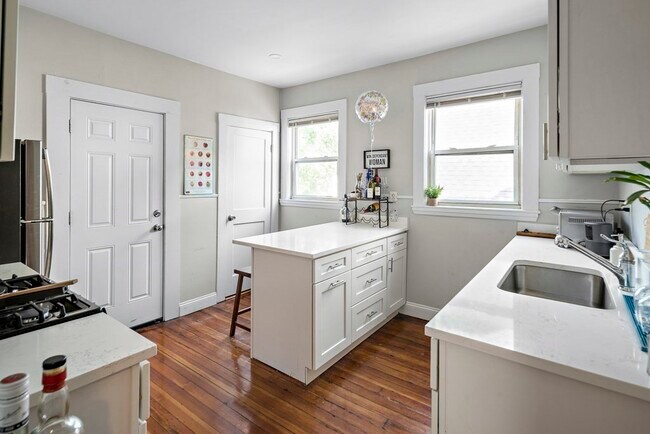 Photo - 39 Edison Green Condo Unit 3