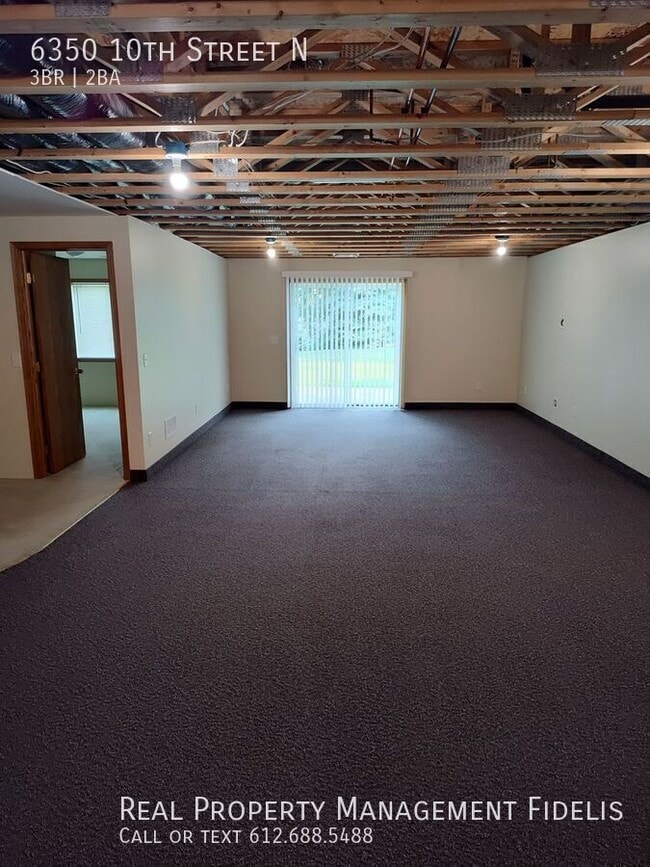 Photo - 6350 10th St N