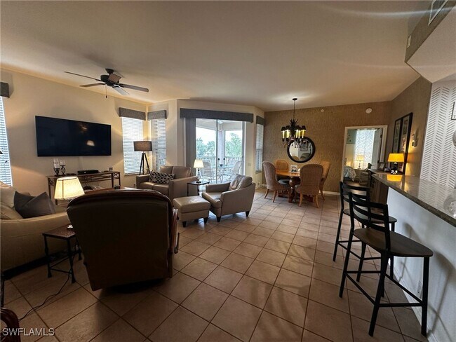 Building Photo - 9170 Southmont Cove Unit 201