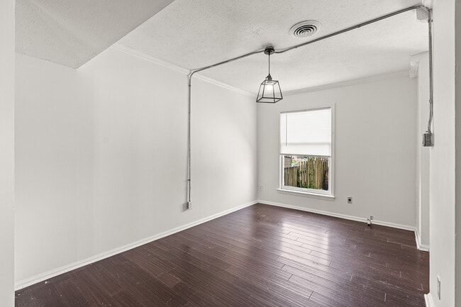 Photo - 289 Osage Ct