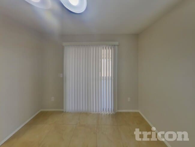 11800 W Bloomfield Rd