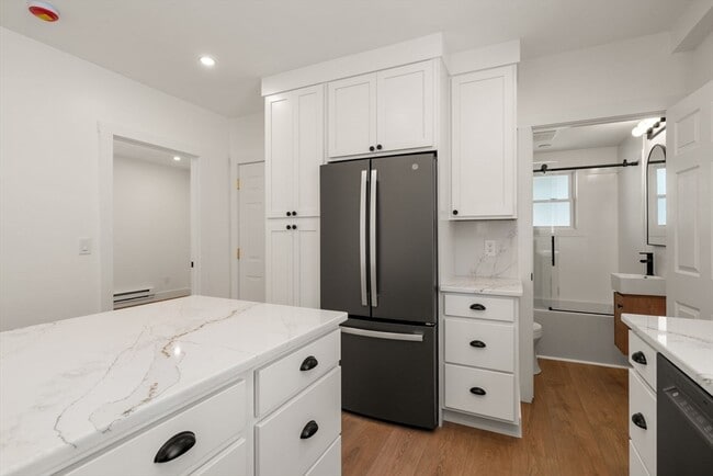Photo - 31 Wardwell Ave Unit 1