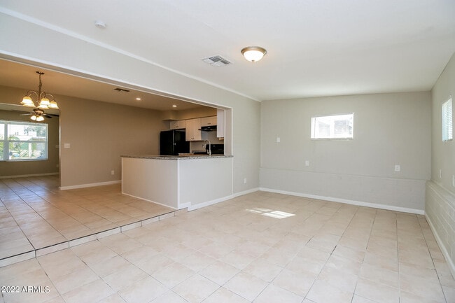 Photo - 4301 E Saint Catherine Ave