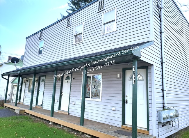 Building Photo - 1650 Brighton Rd Unit 4