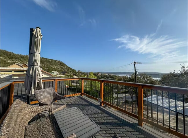 Photo - 1049 Meckel Dr