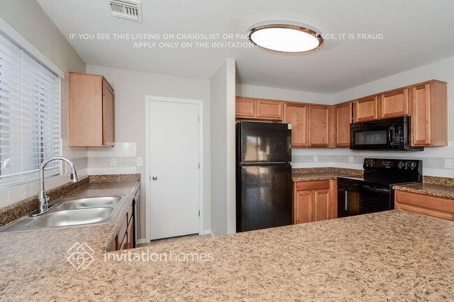 Photo - 10904 W Minnezona Ave