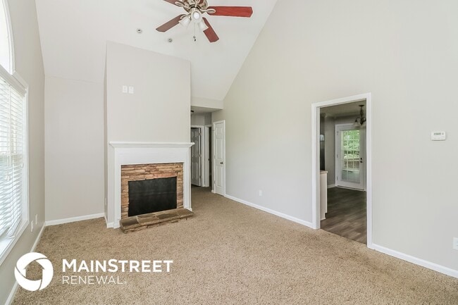 Photo - 203 Gilberts Way