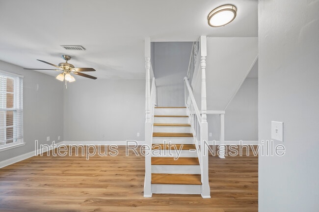 Photo - 1301 Neelys Bend Rd