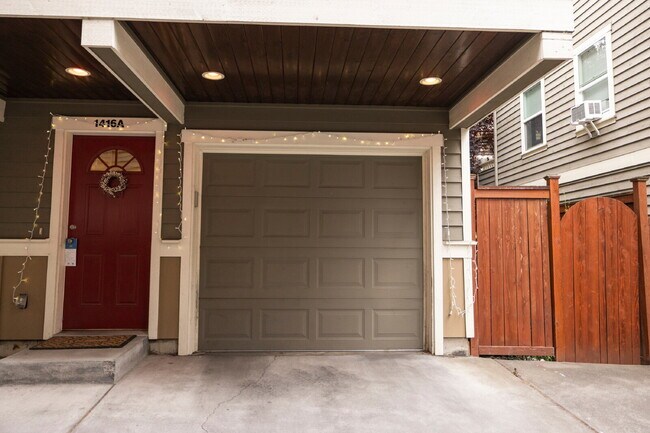 Photo - *Beautiful Ballard Townhome with Spacious Fenced Yard & Attached Garage FOR RENT* Available for M...