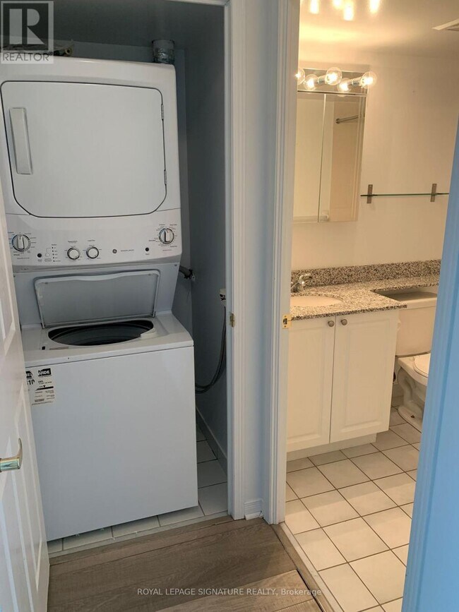 Photo - 4900 Glen Erin Dr Unit 1511