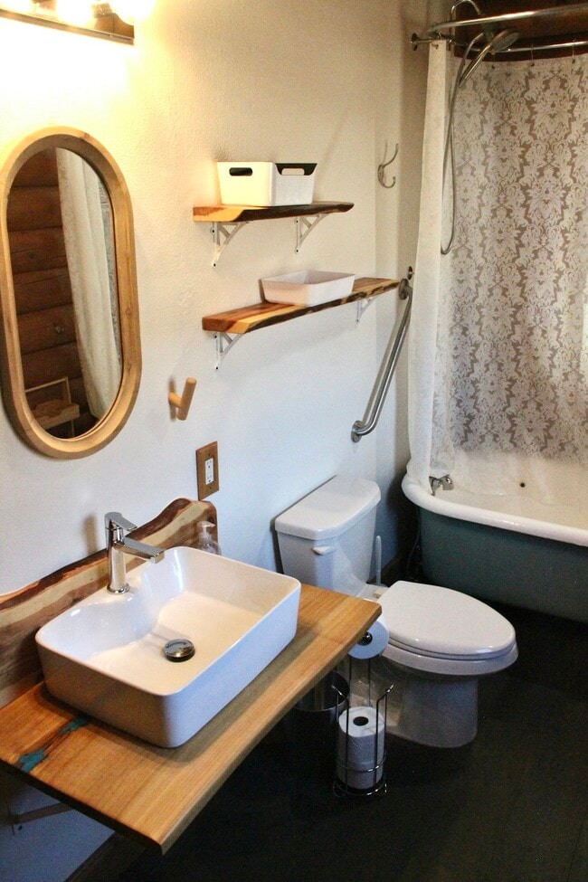 Photo - 4820 Foothills Dr