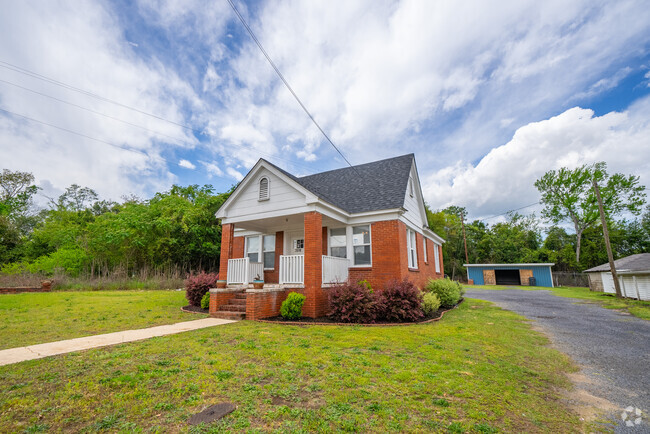 Building Photo - 2010 Platt Springs Rd Rental