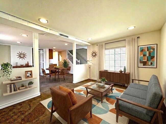 Photo - 3024 E 12th St