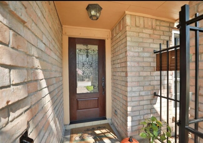 Photo - 2206 Hickory Lawn Dr