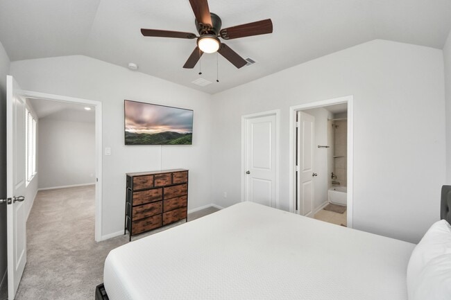 Building Photo - 10618 Amador Peak Dr