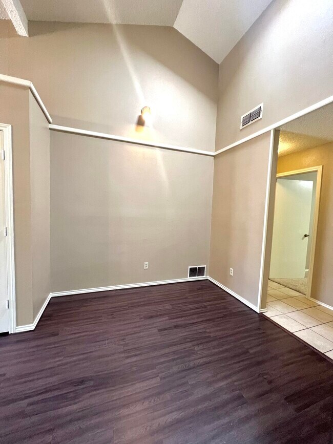 Photo - 5702 Brownfield Dr