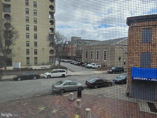 Photo - 592 Old Town Mall