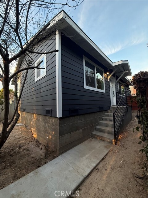 Building Photo - 13451 Hadley St