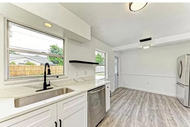 kitchen back view - 2653 Trinidad St