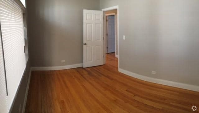 Building Photo - 4 bedroom in Chicago IL 60620 Unit #3 Rental