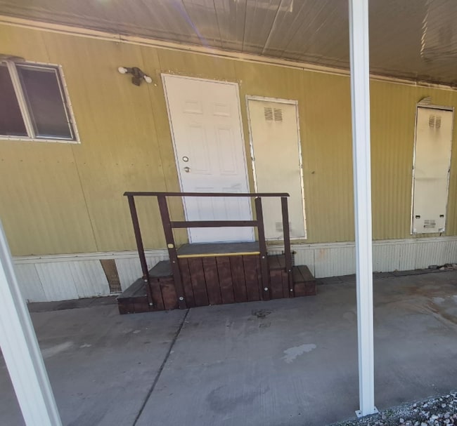 Photo - 3601 E Wyoming Ave