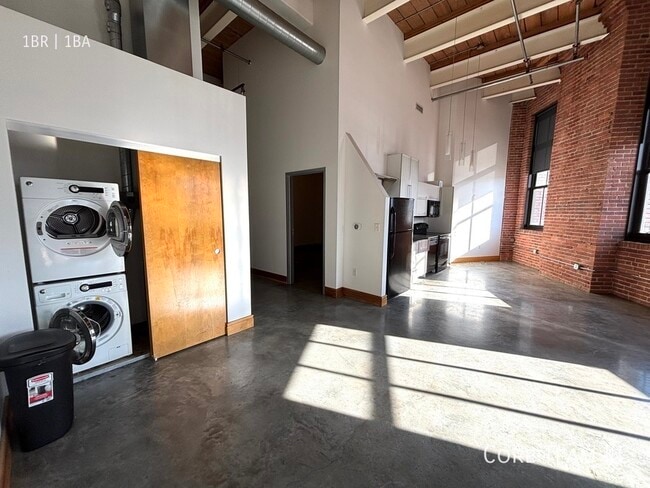 Photo - 382 W 22nd St Unit 207