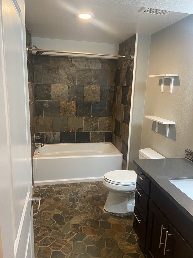 Bathroom - 3901 N Kiska St Unit B