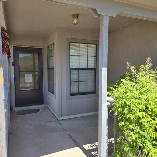 Photo - 1489 Gadwall Rd NE