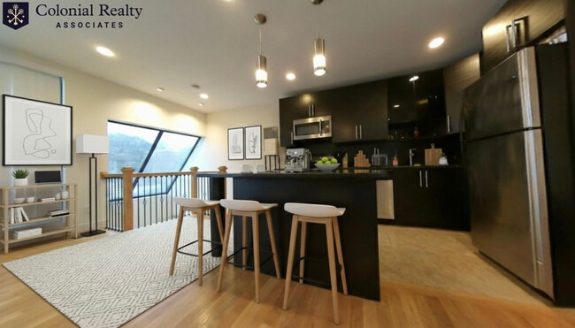 Photo - 1616 Beacon St Unit 3