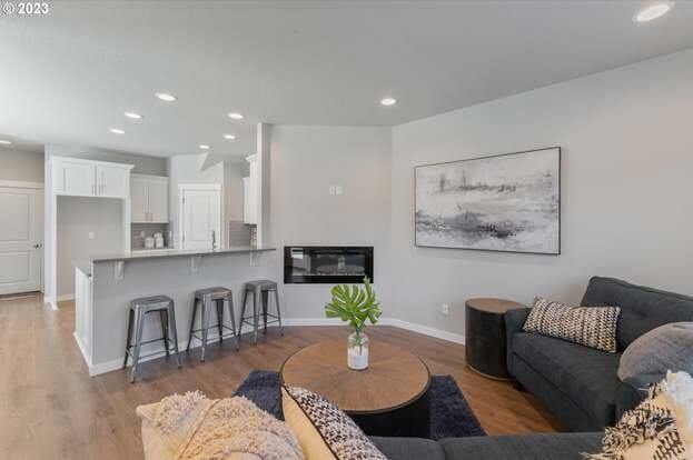 Photo - 18010 NE 47th Ave