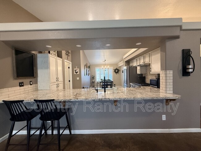 Photo - 2134 Desert Palms Dr