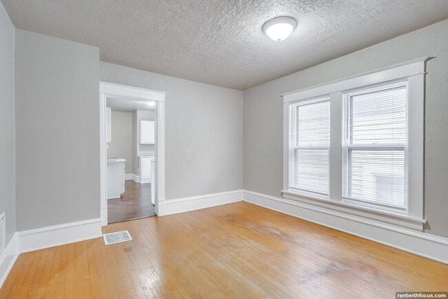 Photo - 328 Parkway Ave Unit 328A