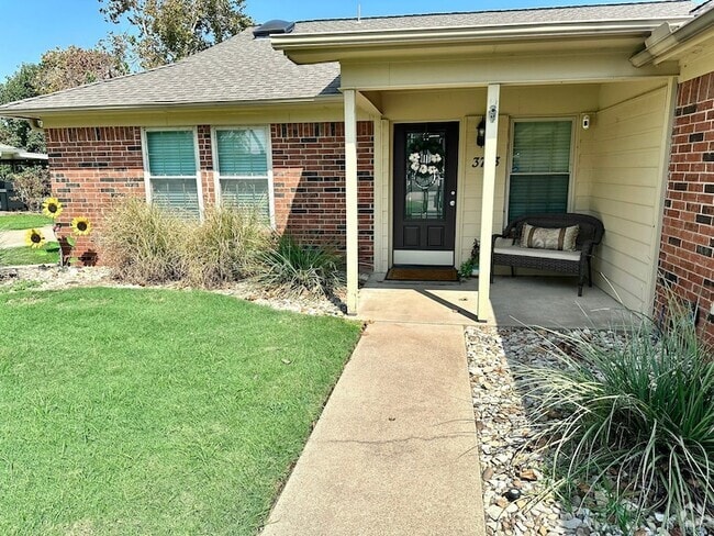 Building Photo - 3713 Lake Vista Ct Rental